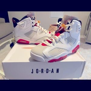 AIR JORDAN RETRO 6 Hare